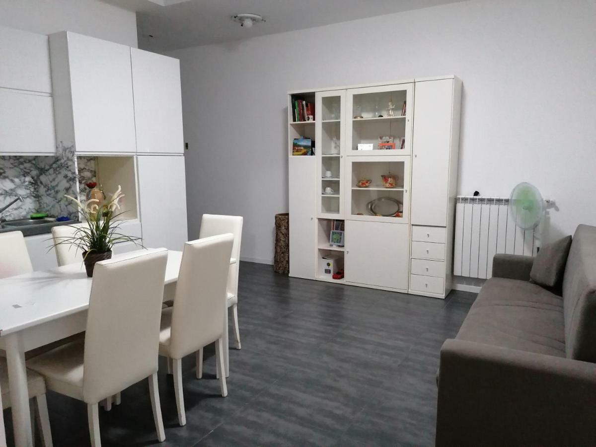 Casa Nuccia 1 Otel Milano Dış mekan fotoğraf